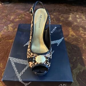 New- Never Used: Anne Klein Mawestiem Heel